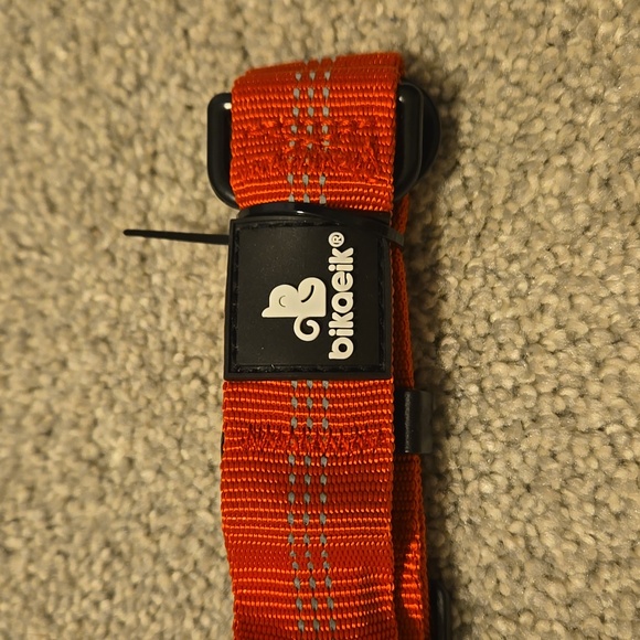 BIKAEIK Car Seat Belt For Dogs - Picture 1 of 4